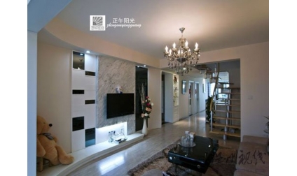 一百四十平复式 11万硬装打造时尚